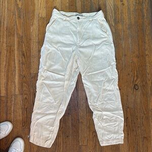 Everlane Cream Trousers Relaxed Fit Lightweight